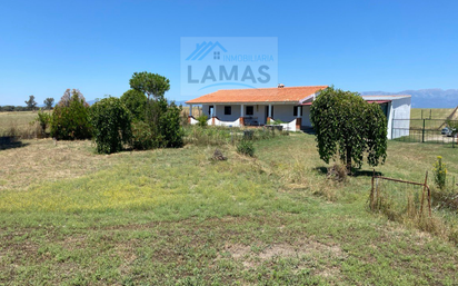 Country house for sale in Navalmoral de la Mata