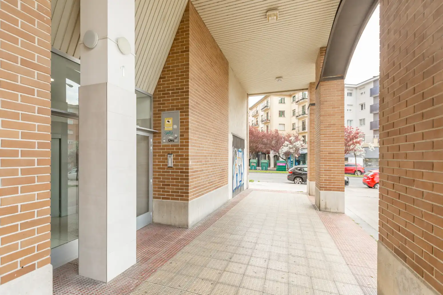 Exterior view of Flat for sale in  Pamplona / Iruña  with Heating and Parquet flooring
