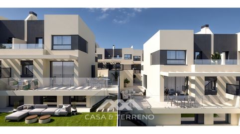 Adosados modernos con piscina en Nerja