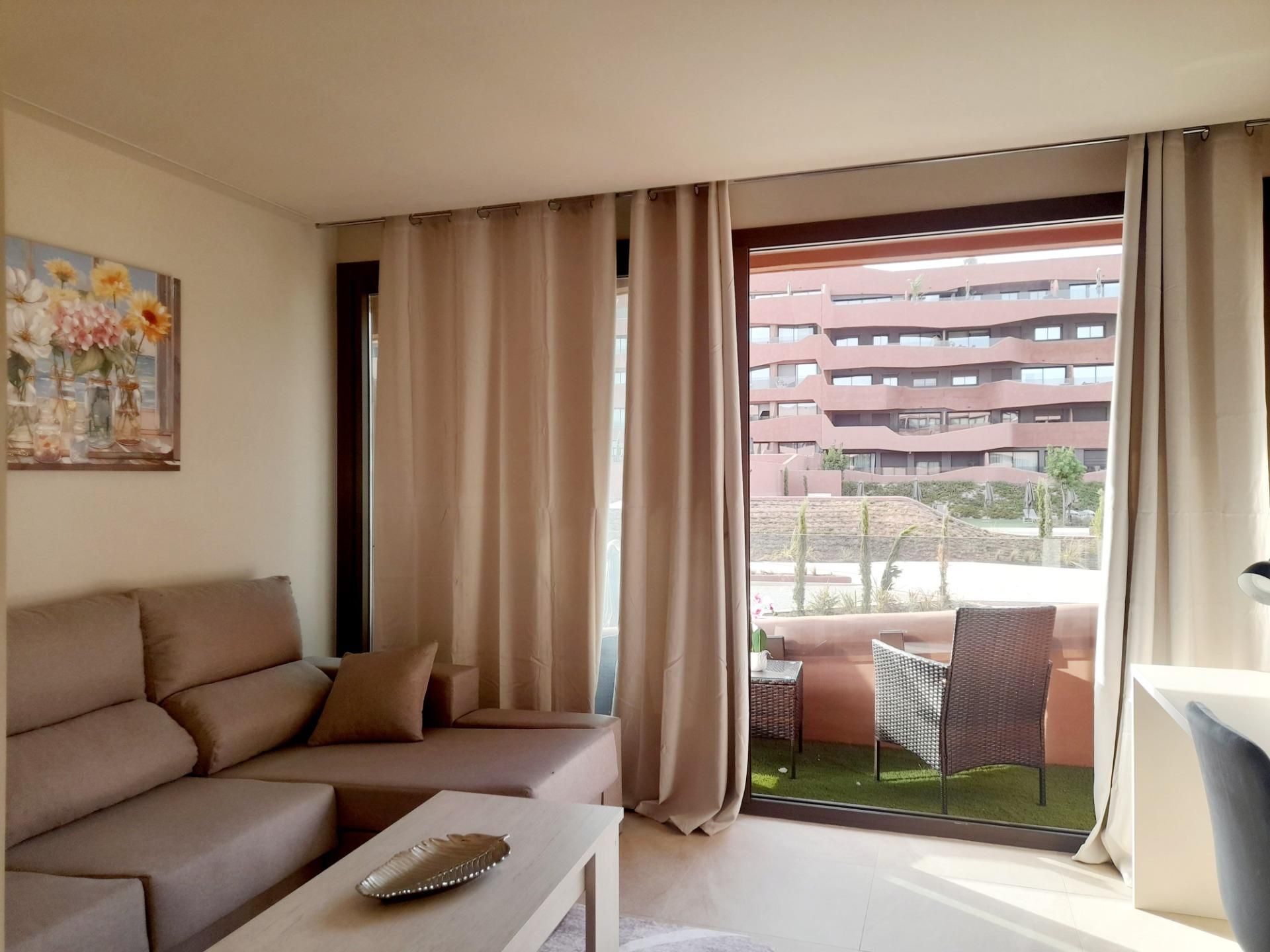 Habitación de Estudio de alquiler en  Murcia Capital con Aire acondicionado, Calefacción y Terraza