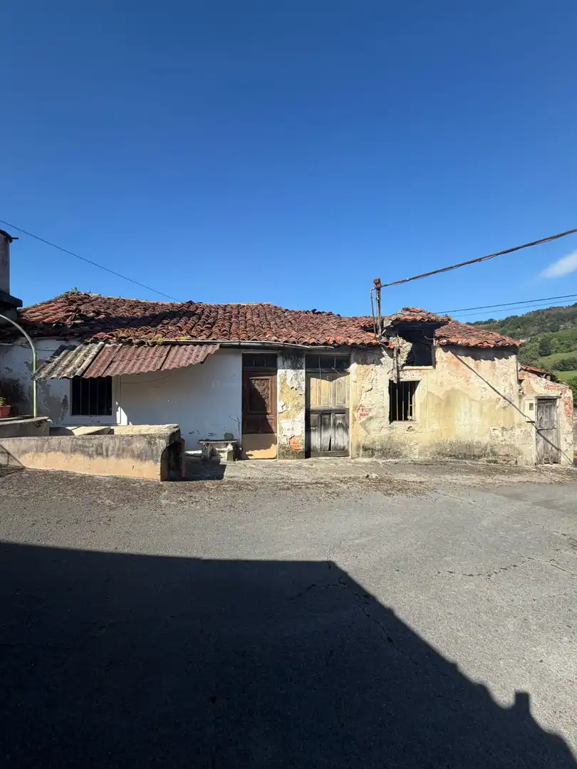 Casa o chalet en venta en Gijón - carretera as 377 gijon pola de siero, Baldornon