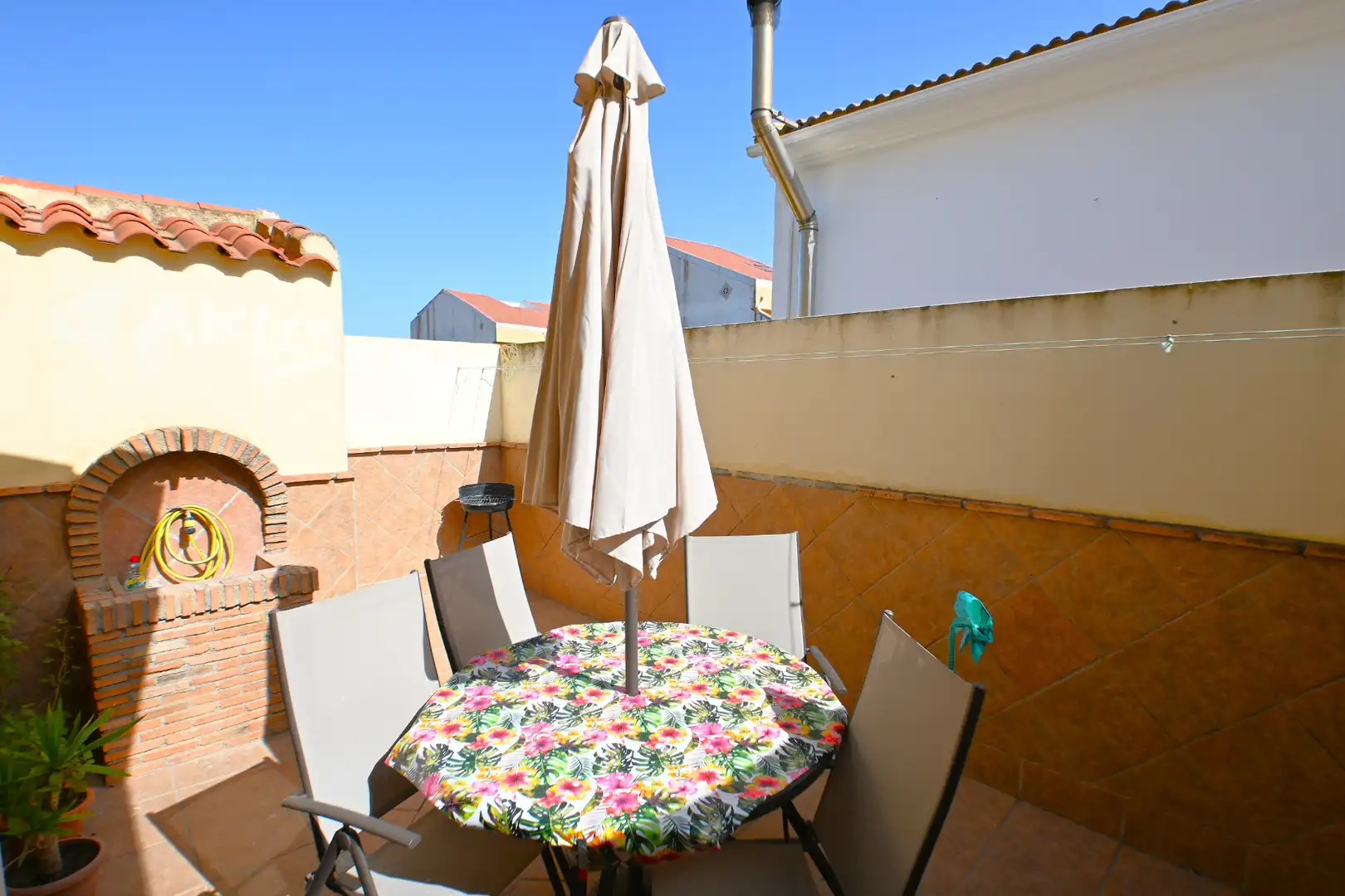 Terraza de Casa adosada en venta en Las Gabias con Aire acondicionado, Trastero y Balcón