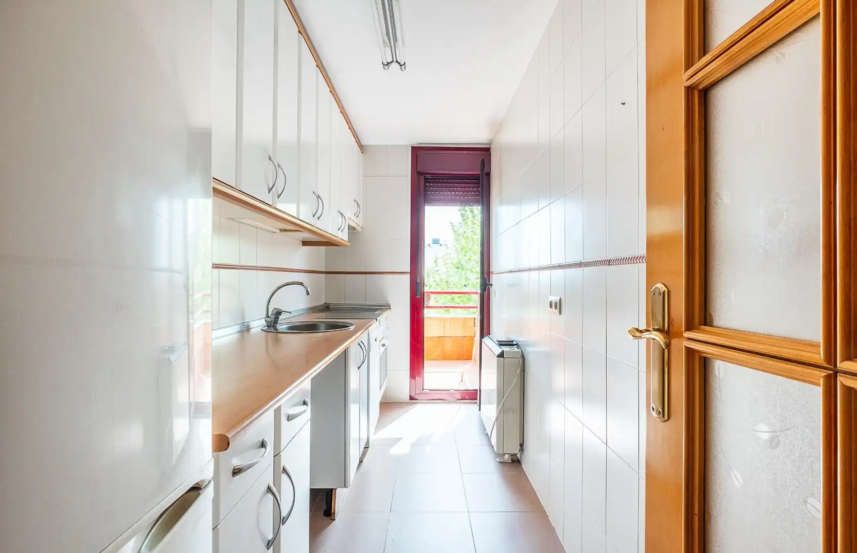 Kitchen of Duplexes for sale in El Escorial  with Heating, Private garden and Parquet flooring