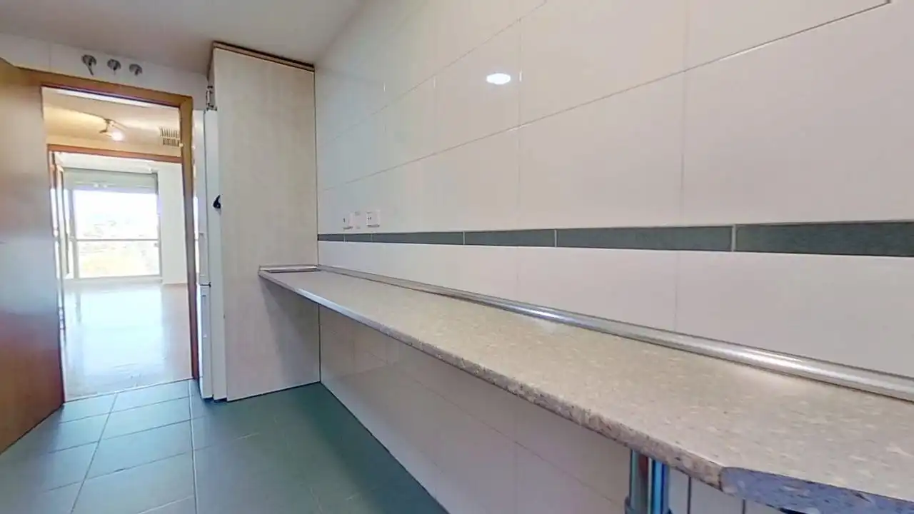 Kitchen of Flat for rent in Madrid  with Air Conditioner, Heating and Private garden