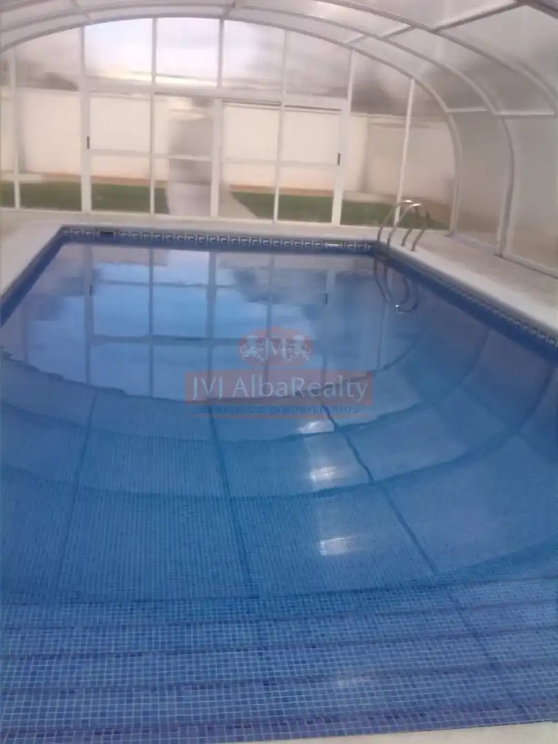 Piscina de Casa adosada de alquiler en Albacete con Aire acondicionado, Calefacción y Jardín privado