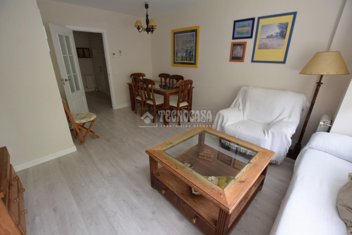 Sala de estar de Piso en venta en Fuenlabrada con Calefacción y Piscina comunitaria
