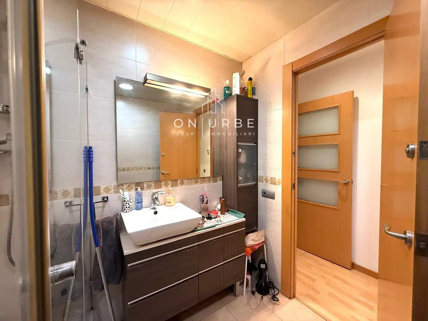 Bathroom of Flat for sale in Barcelona  with Air Conditioner and Terrace