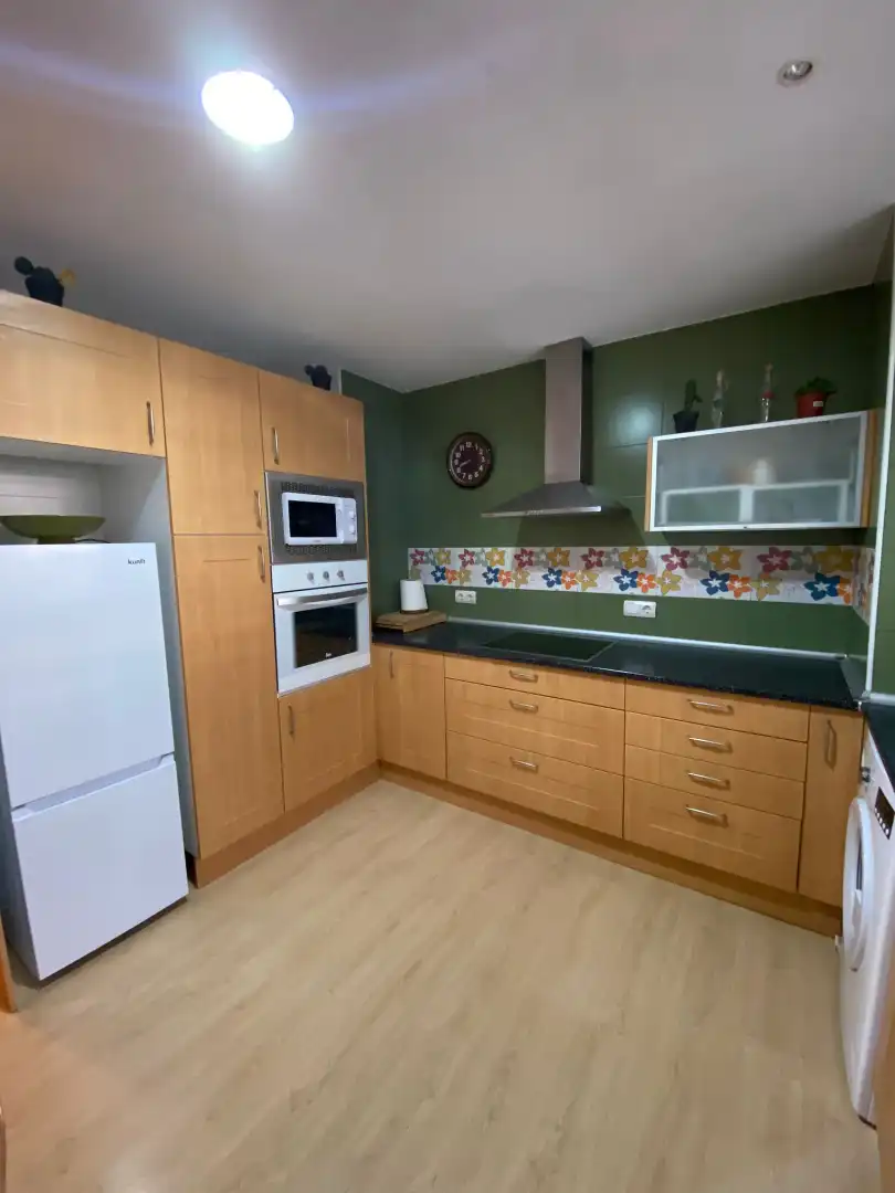 Küche von Wohnung zum Verkauf in Sant Joan d'Alacant mit Balkon