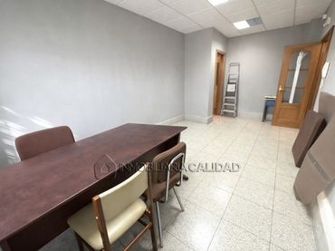 Ufficio con ascensore in affitto a Centro