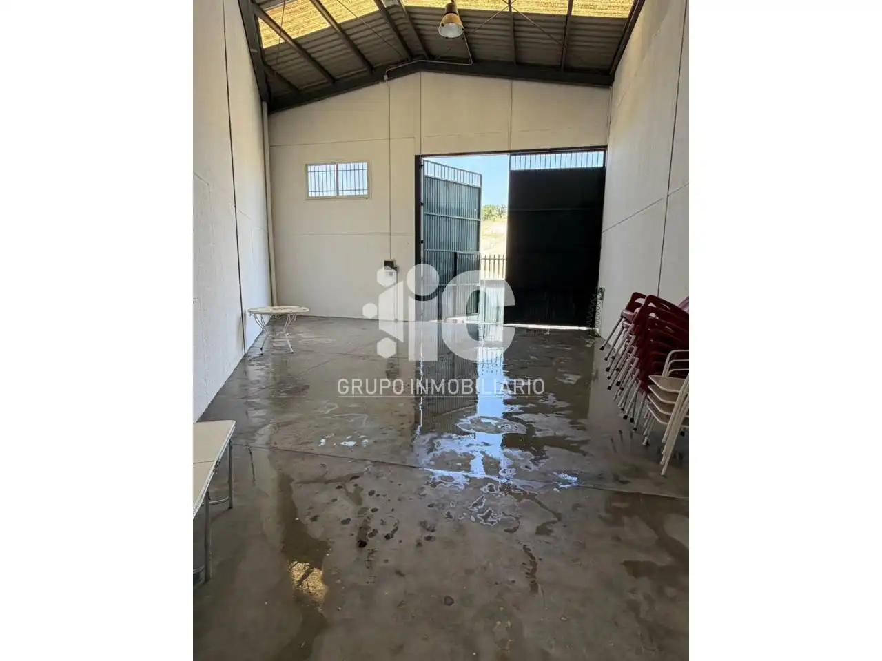 Industrial building for sale in Calle CAMINO DEL JUNCAL, imagen 2