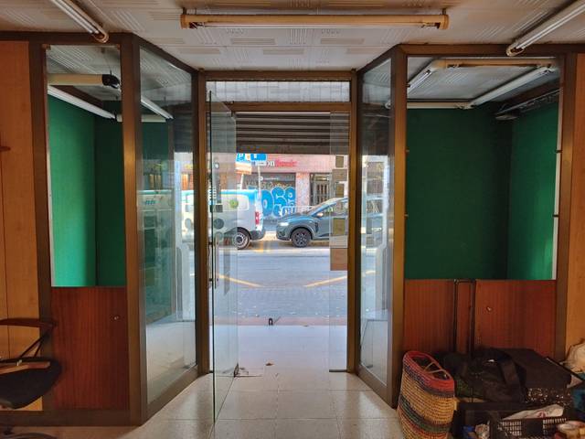 Local comercial en Alquiler en Travessera de Gràcia, 182 en Vila de Gràcia