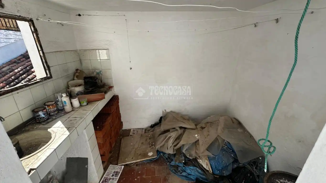 Einfamilien-Reihenhaus zum Verkauf in Marbella mit Terrasse und Möbliert