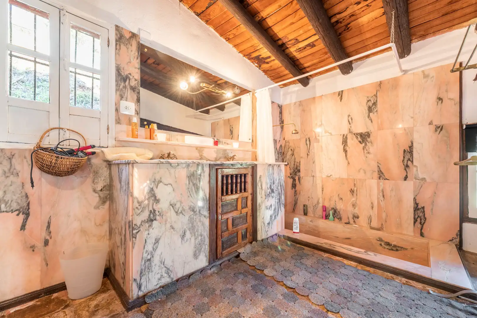 Chalet con terraza en venta en Benahavís pueblo, imagen 14