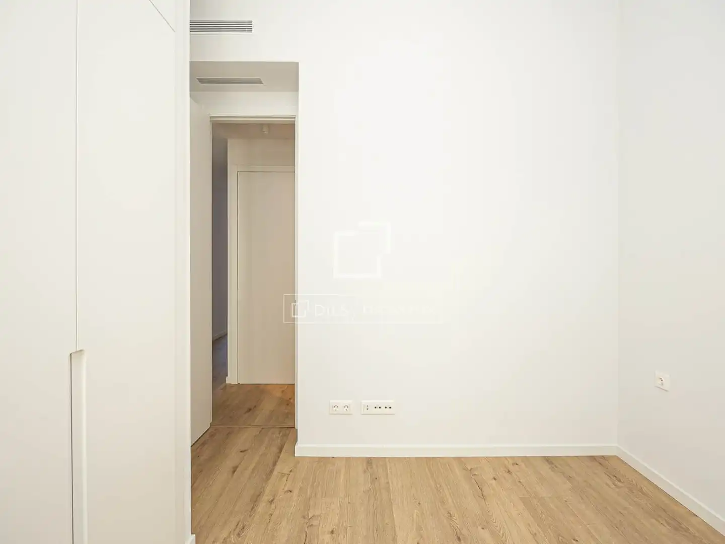 Piso en venta en Barcelona con Aire acondicionado, Calefacción y Terraza
