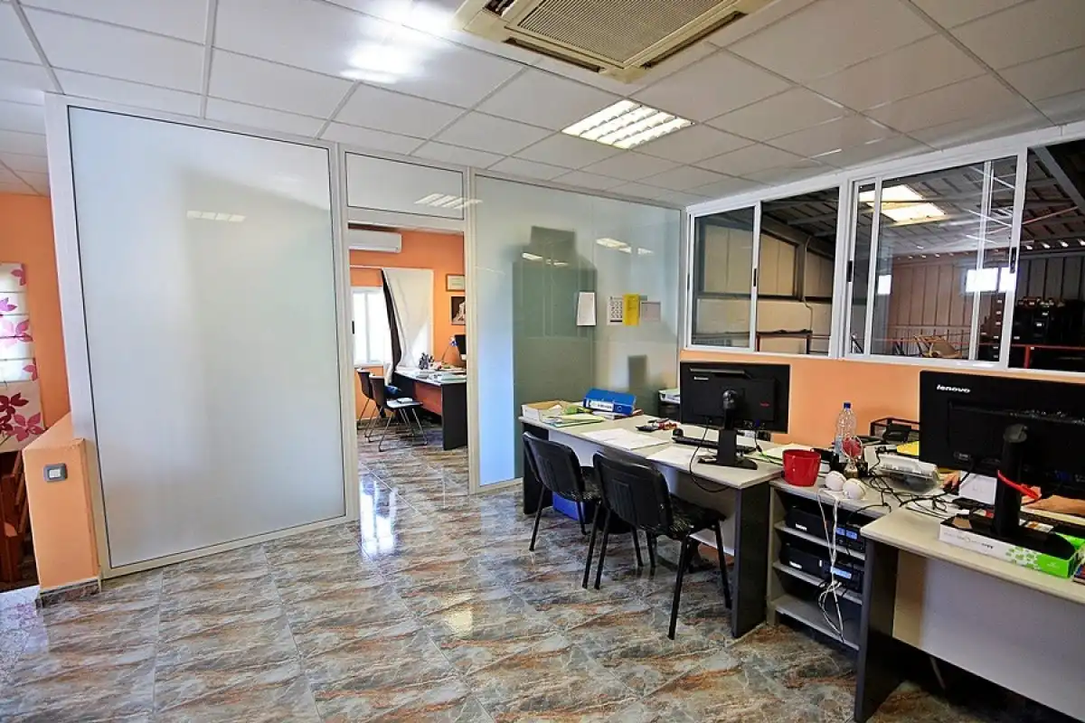 Nave industrial en venta en Calle MORERA, Cruce de Arinaga