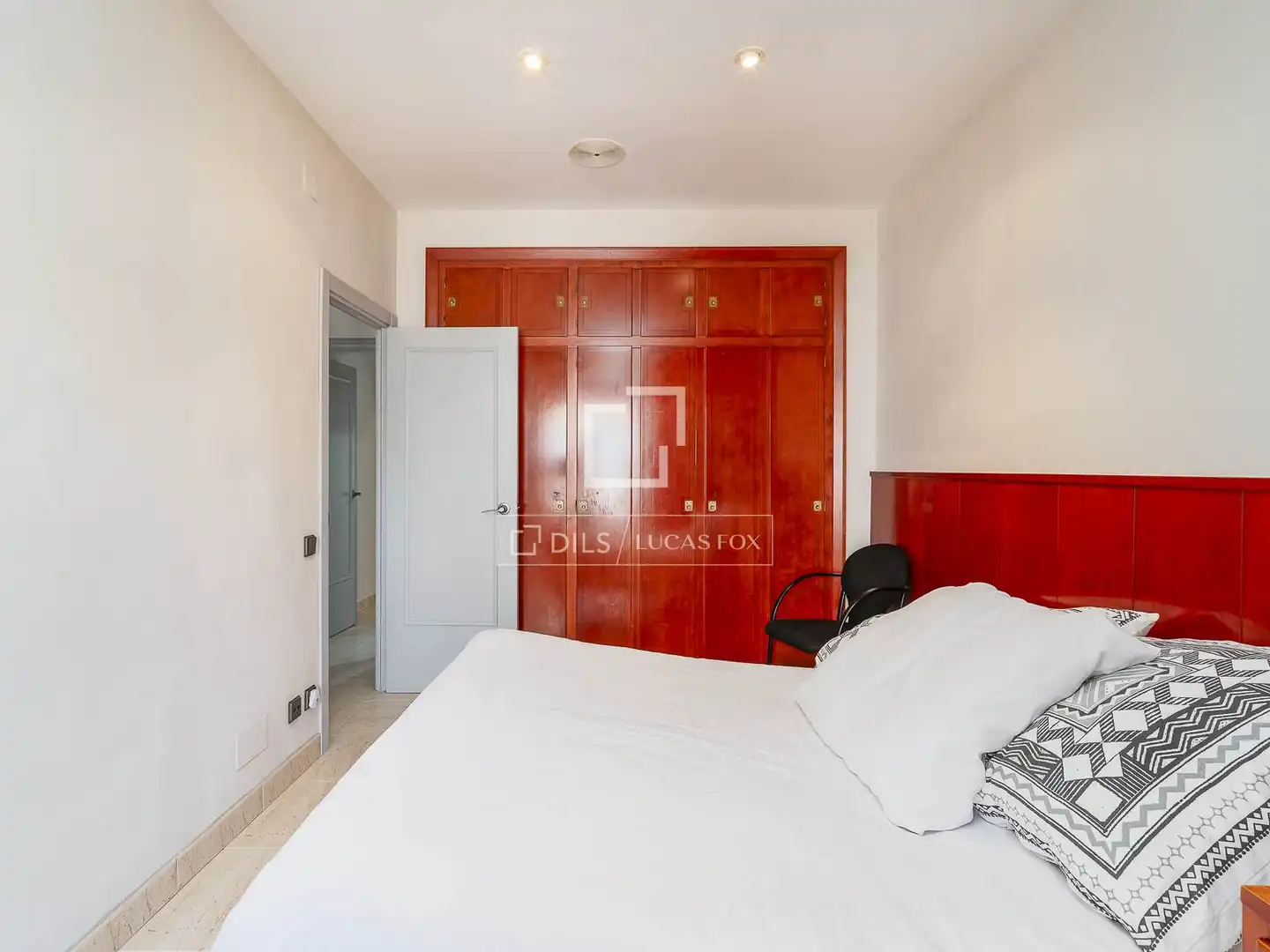 Dormitori de Àtic en venda en Barcelona amb Aire condicionat, Terrassa i Balcó