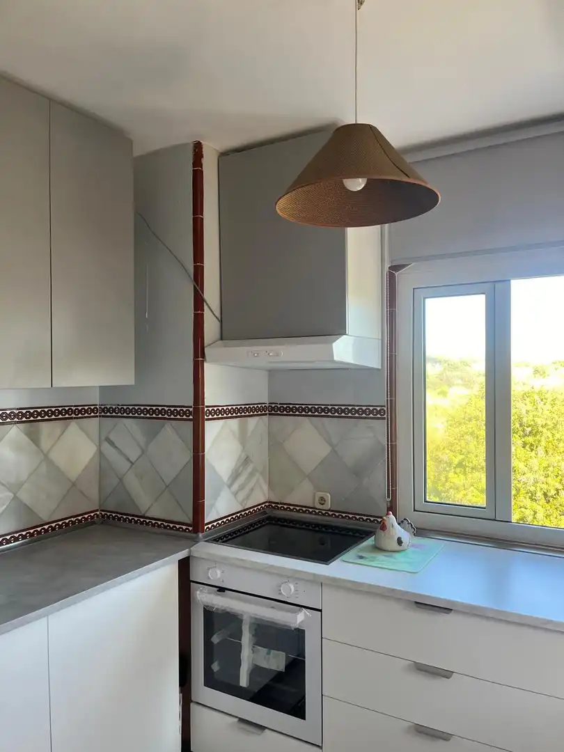 Küche von Maisonette zur Miete in El Puerto de Santa María mit Klimaanlage, Terrasse und Möbliert