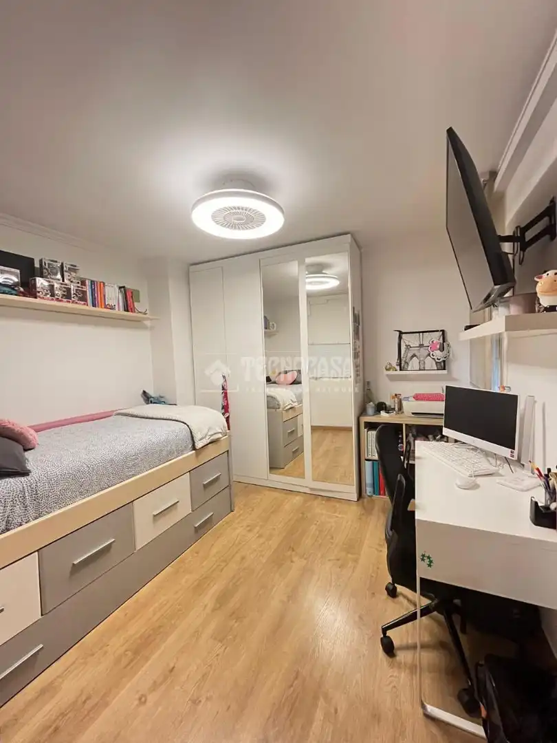 Habitación de Piso en venta en Barcelona con Calefacción y Parquet