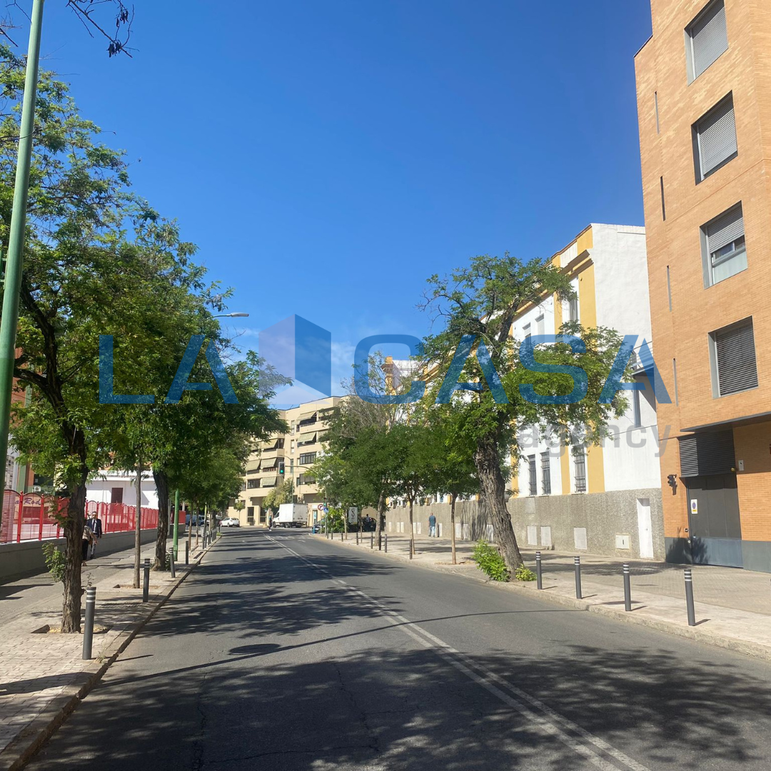 Exterior view of Flat for sale in  Sevilla Capital  with Terrace
