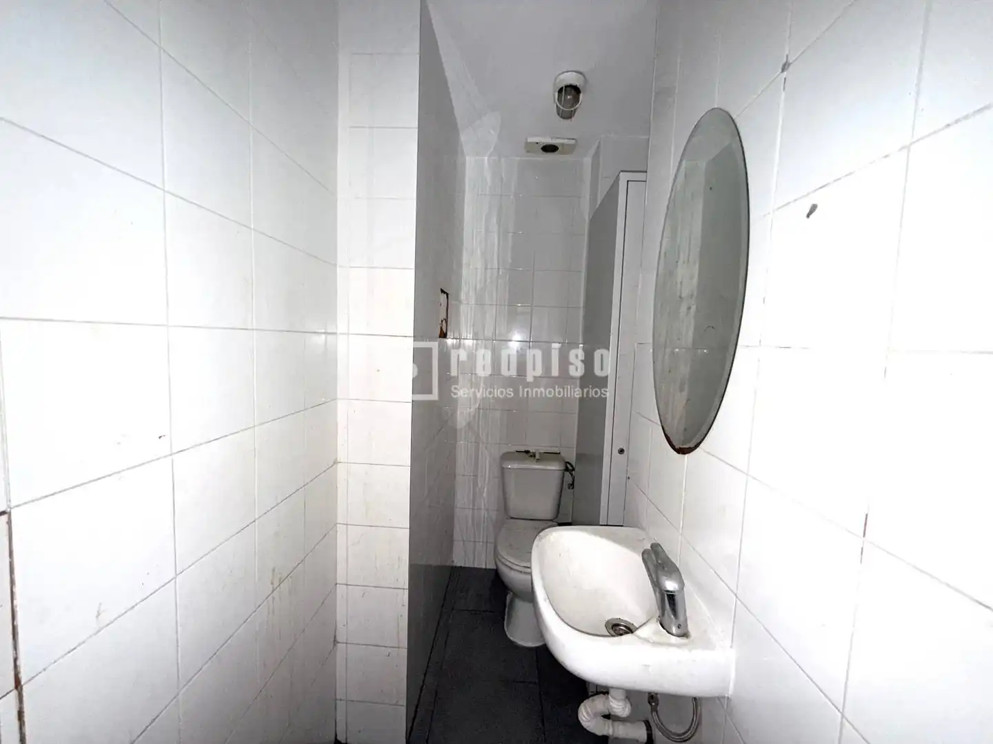 Bathroom of Commercial properties for rent in Madrid