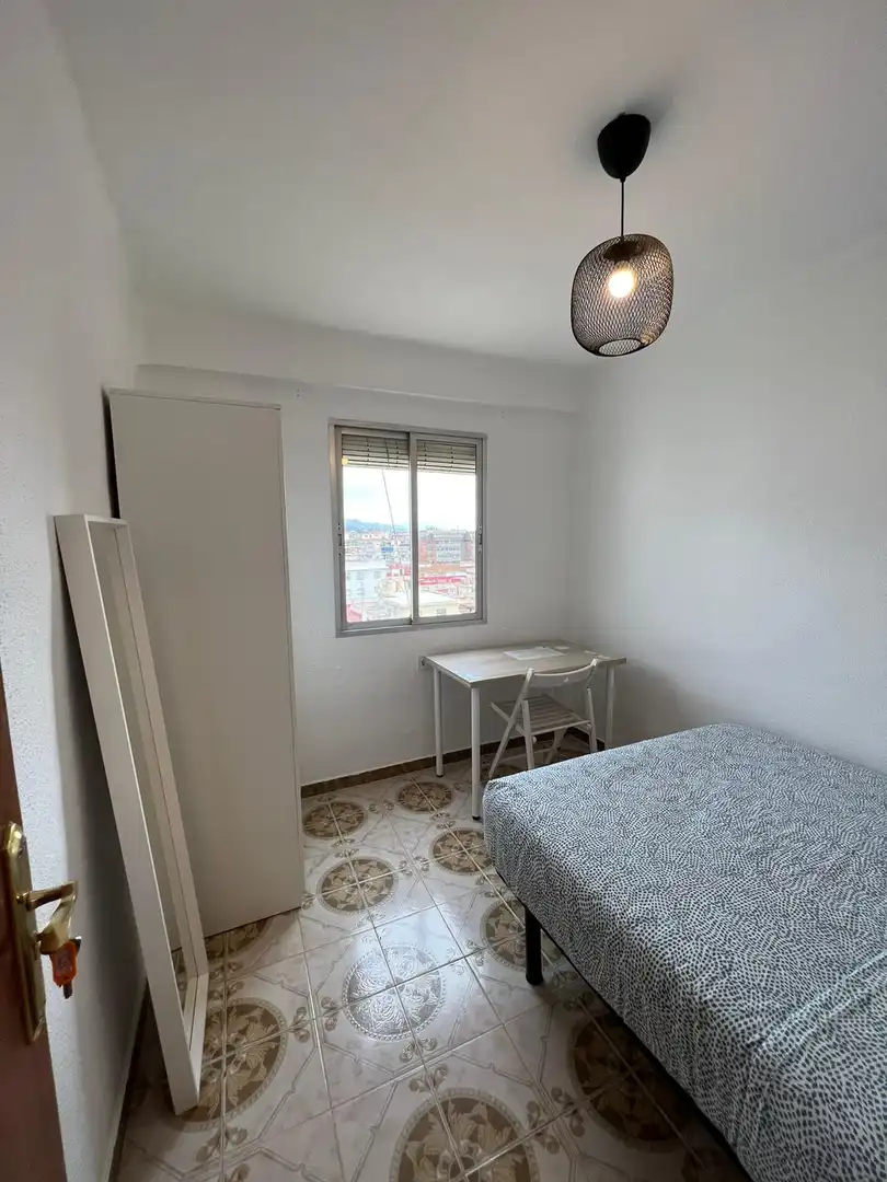 Room in N/A, -1, La Unión - Cruz de Humilladero - Los Tilos