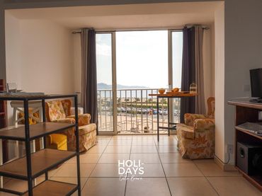 Apartament amb ascensor de lloguer a Carrer DELTA MUGA