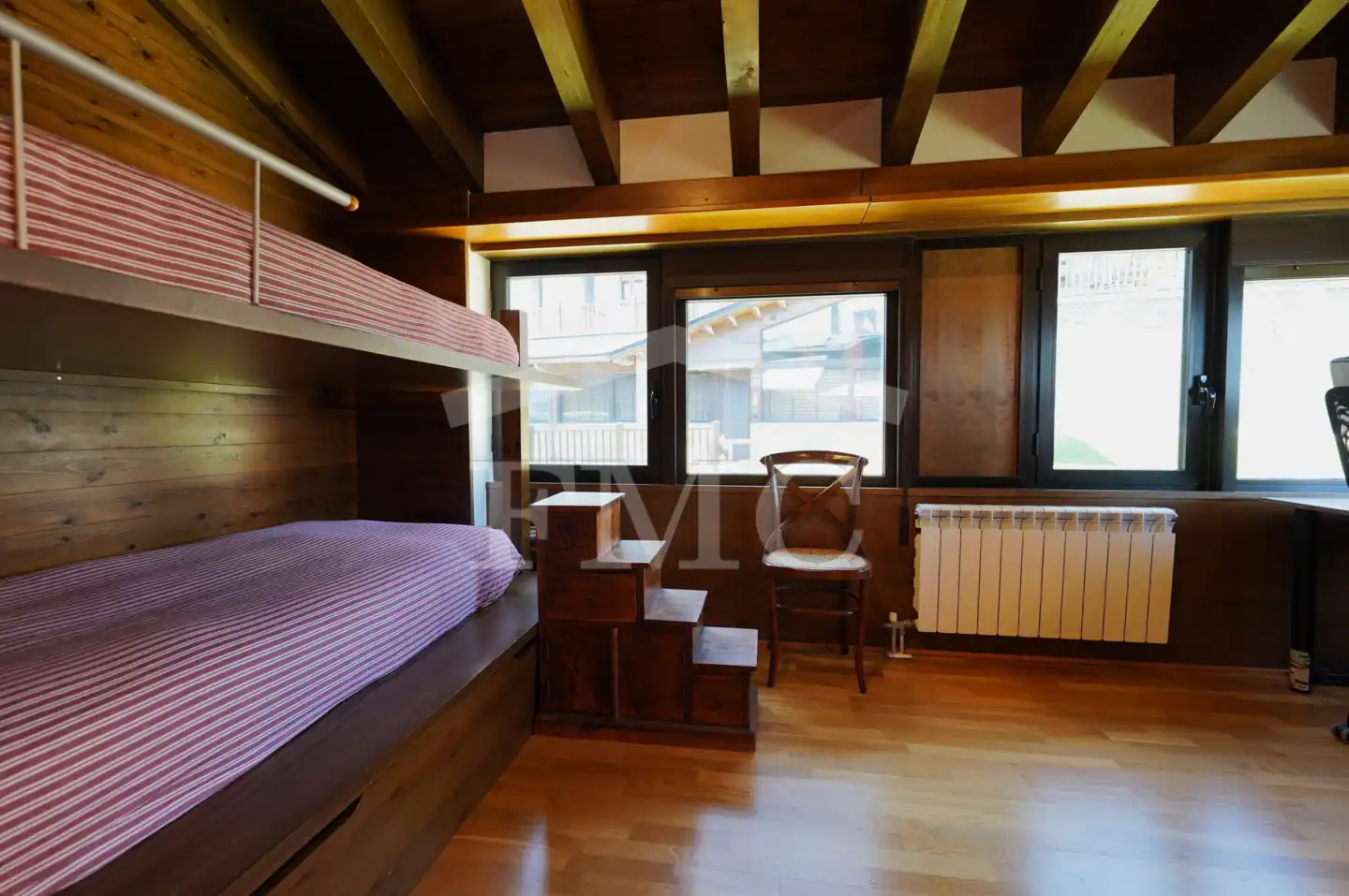 Bedroom of Houses for sale in Alp  with Heating, Parquet flooring and Terrace