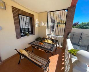 Exterior view of Single-family semi-detached for sale in Huecas  with Terrace