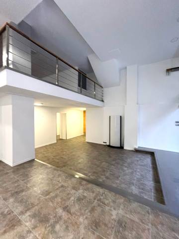 Local comercial en Alquiler en Montilivi