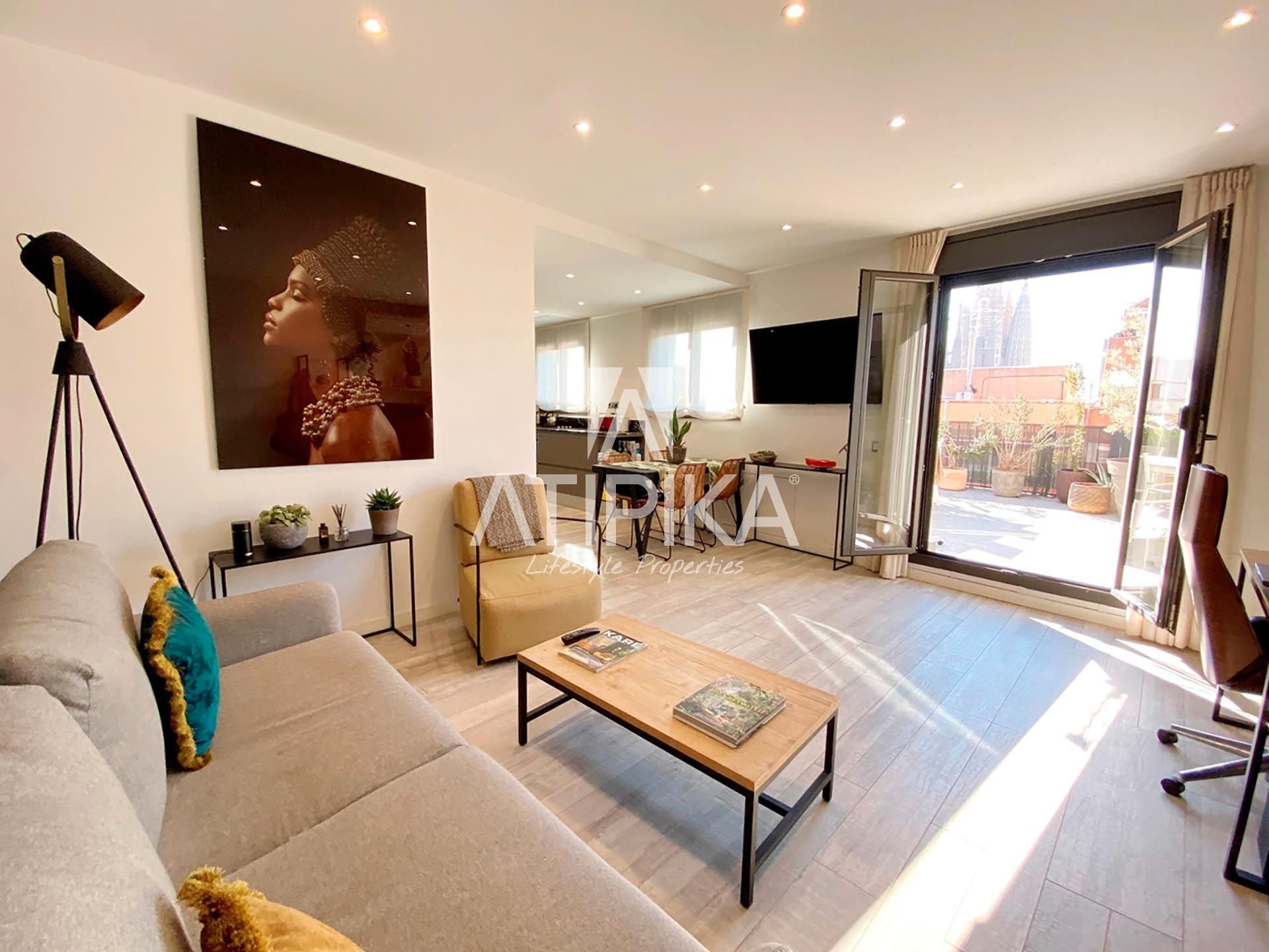 Vista exterior de Àtic de lloguer en  Barcelona Capital amb Aire condicionat, Calefacció i Parquet