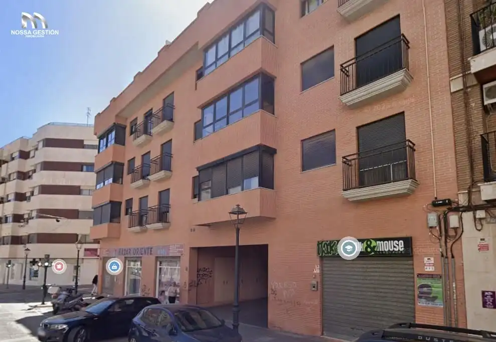 Flat with lift for sale in Calle FELIPE VALLS