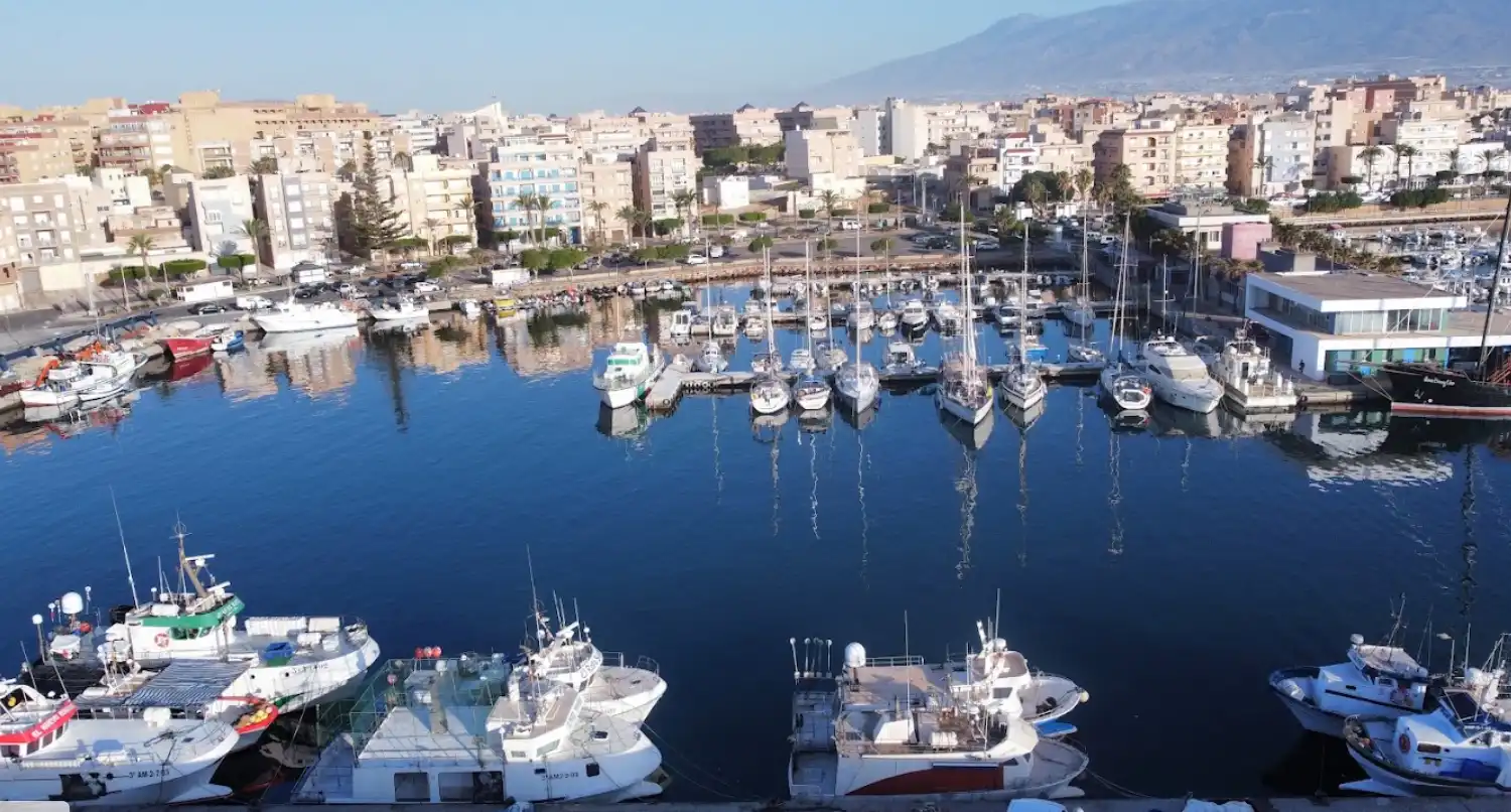 Flat for sale in Roquetas de Mar ciudad