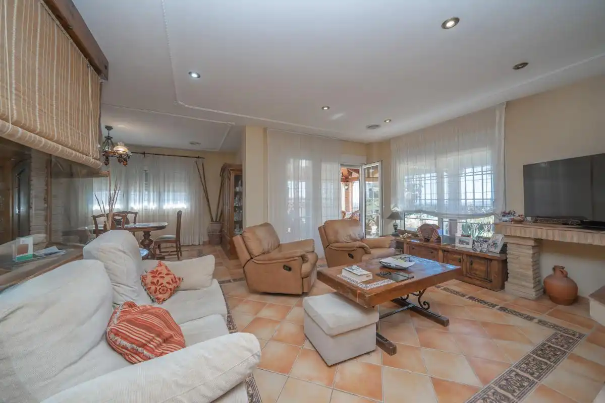 Living room of Houses for sale in San Vicente del Raspeig / Sant Vicent del Raspeig  with Air Conditioner, Heating and Private garden