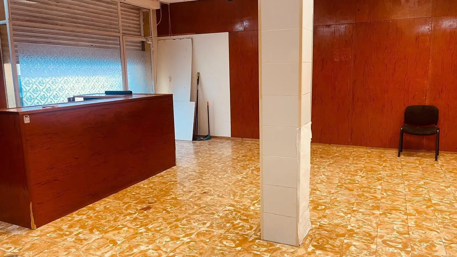 Business premises for sale in Carrer d'Ulldecona, imagen 4