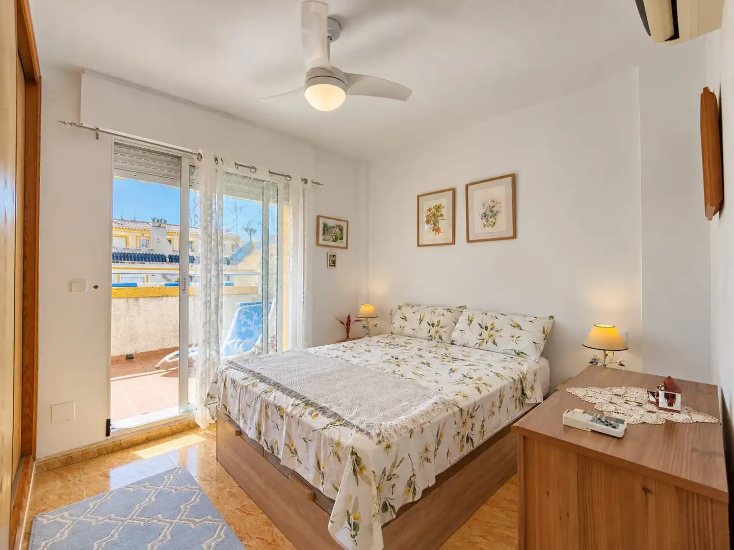 Dormitori de Casa adosada en venda en Orihuela Costa