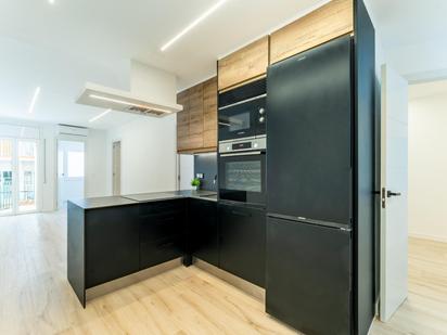 Kitchen of Apartment for sale in L'Hospitalet de Llobregat  with Air Conditioner, Heating and Balcony