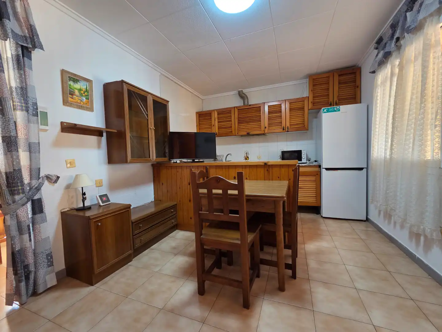 Cocina de Edificio en venta en Torrevieja con Alarma