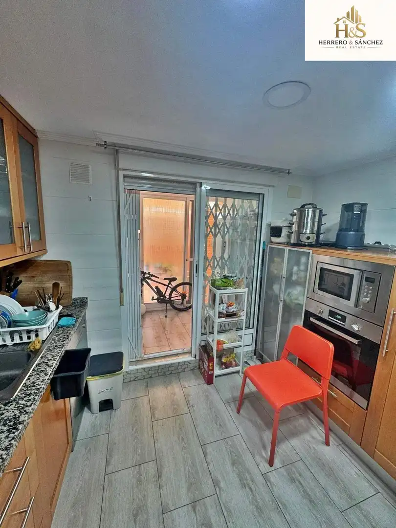 Kitchen of Houses for sale in Alicante / Alacant  with Air Conditioner, Heating and Private garden
