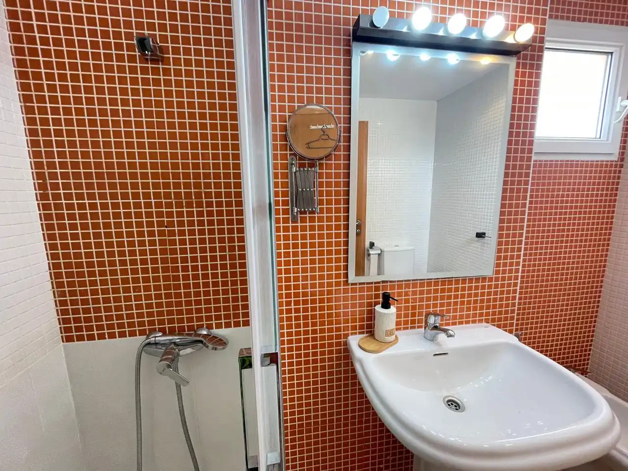 Bany de Apartament en venda en La Manga del Mar Menor amb Aire condicionat, Terrassa i Piscina