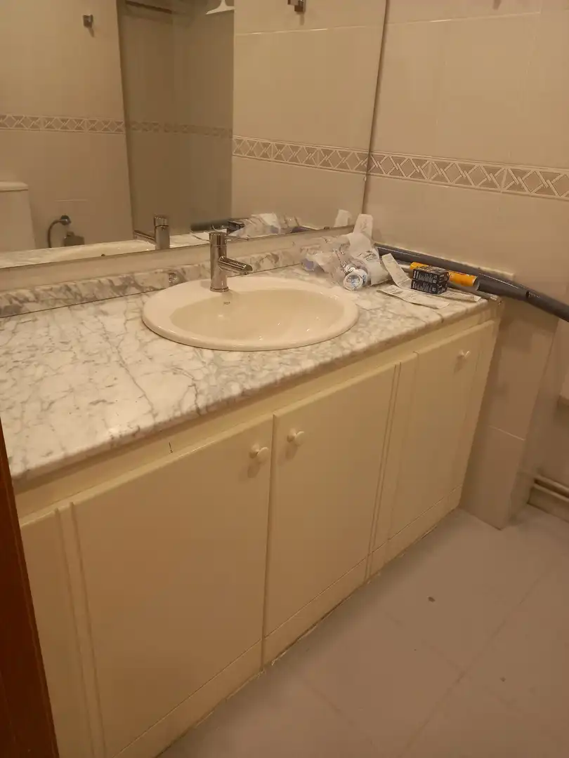 Bany de Pis de lloguer en Valencia amb Calefacció