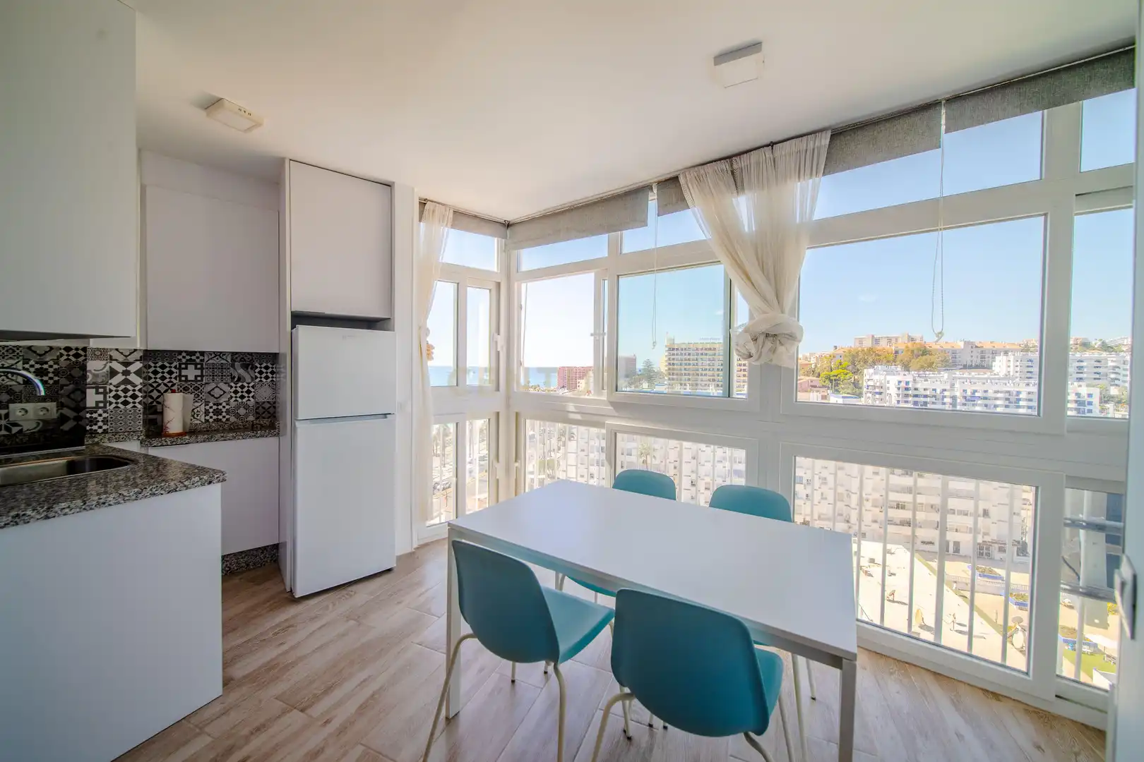 Apartment with pool for sale in AV MANUEL MENA PALMA 2 MAITE IIBENALMADENA (MÁLAGA) 2, imagen 5