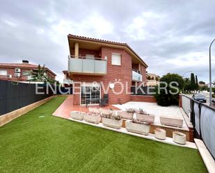 Exterior view of Single-family semi-detached for sale in Cambrils  with Air Conditioner, Heating and Private garden