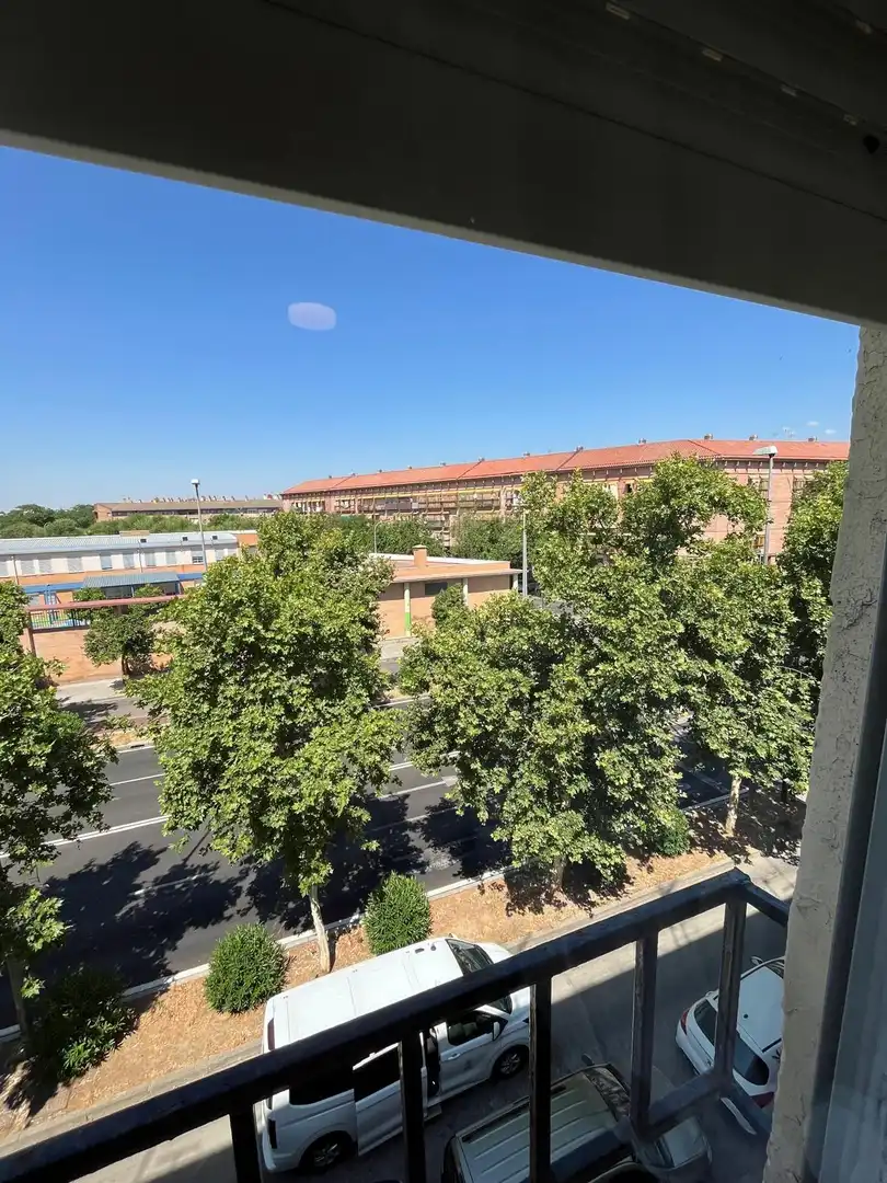 Außenansicht von Wohnung zur Miete in Córdoba mit Klimaanlage und Möbliert