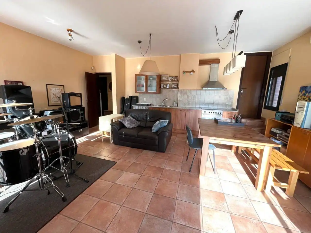 Sala de estar de Casa o chalet en venta en Girona con Calefacción, Jardín privado y Terraza