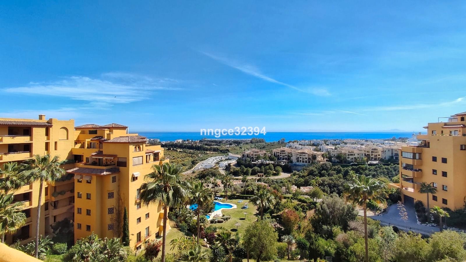 Exterior view of Flat for sale in Estepona  with Air Conditioner, Terrace and Furnished