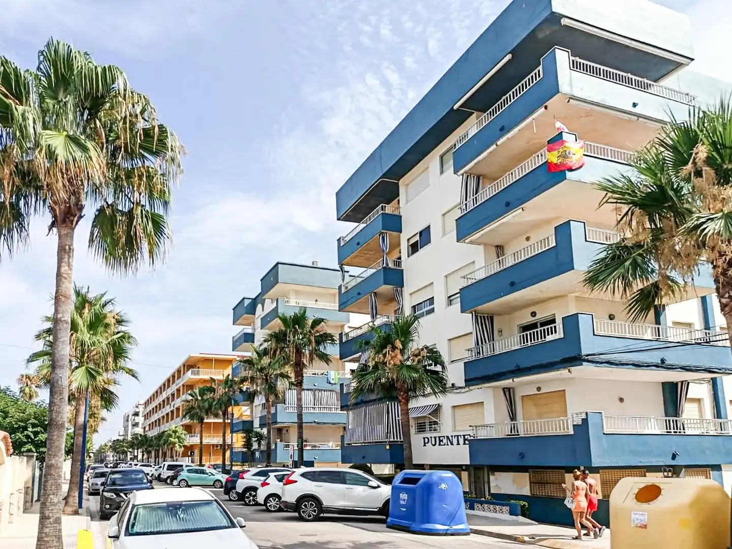 Vista exterior de Apartament en venda en Miramar amb Terrassa, Moblat i Piscina comunitària