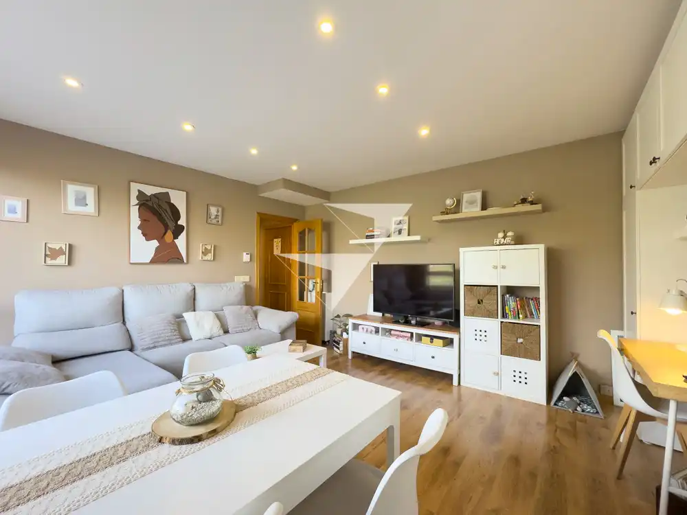 Sala de estar de Apartamento en venta en Villagonzalo Pedernales con Trastero