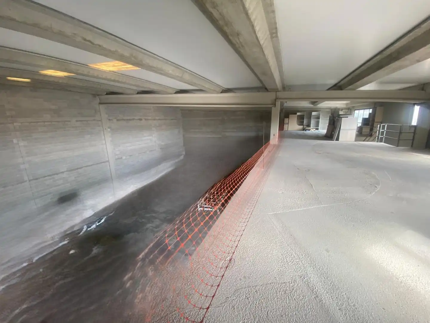 Parking de Nave industrial en venta en Bellvei