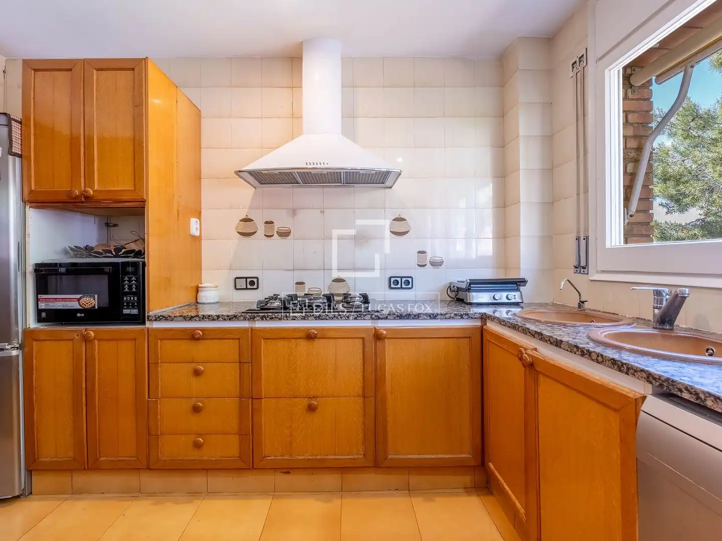 Kitchen of Houses for sale in Sant Just Desvern  with Air Conditioner, Private garden and Terrace