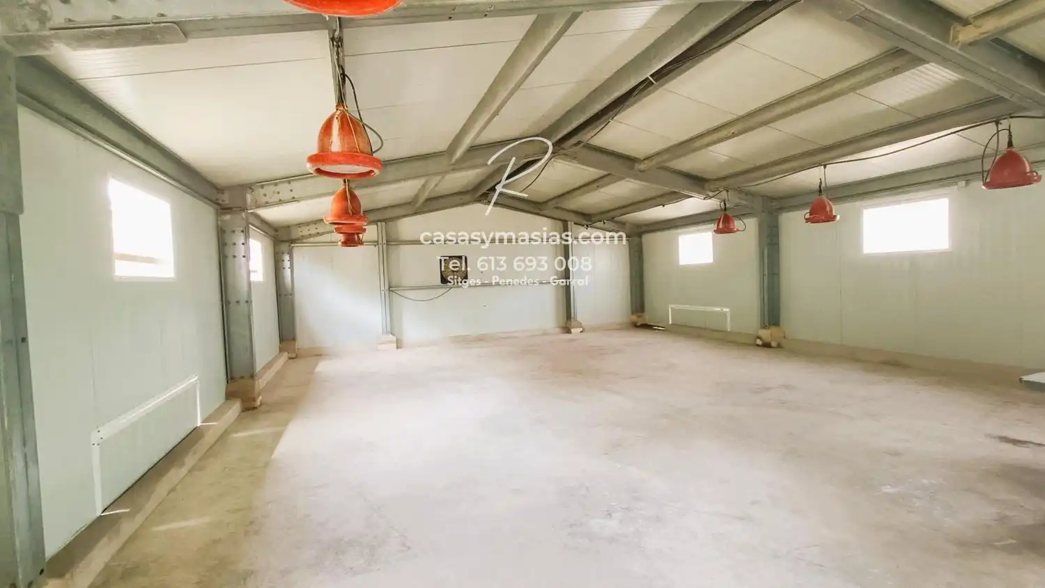 Edificio en venta en Mediona